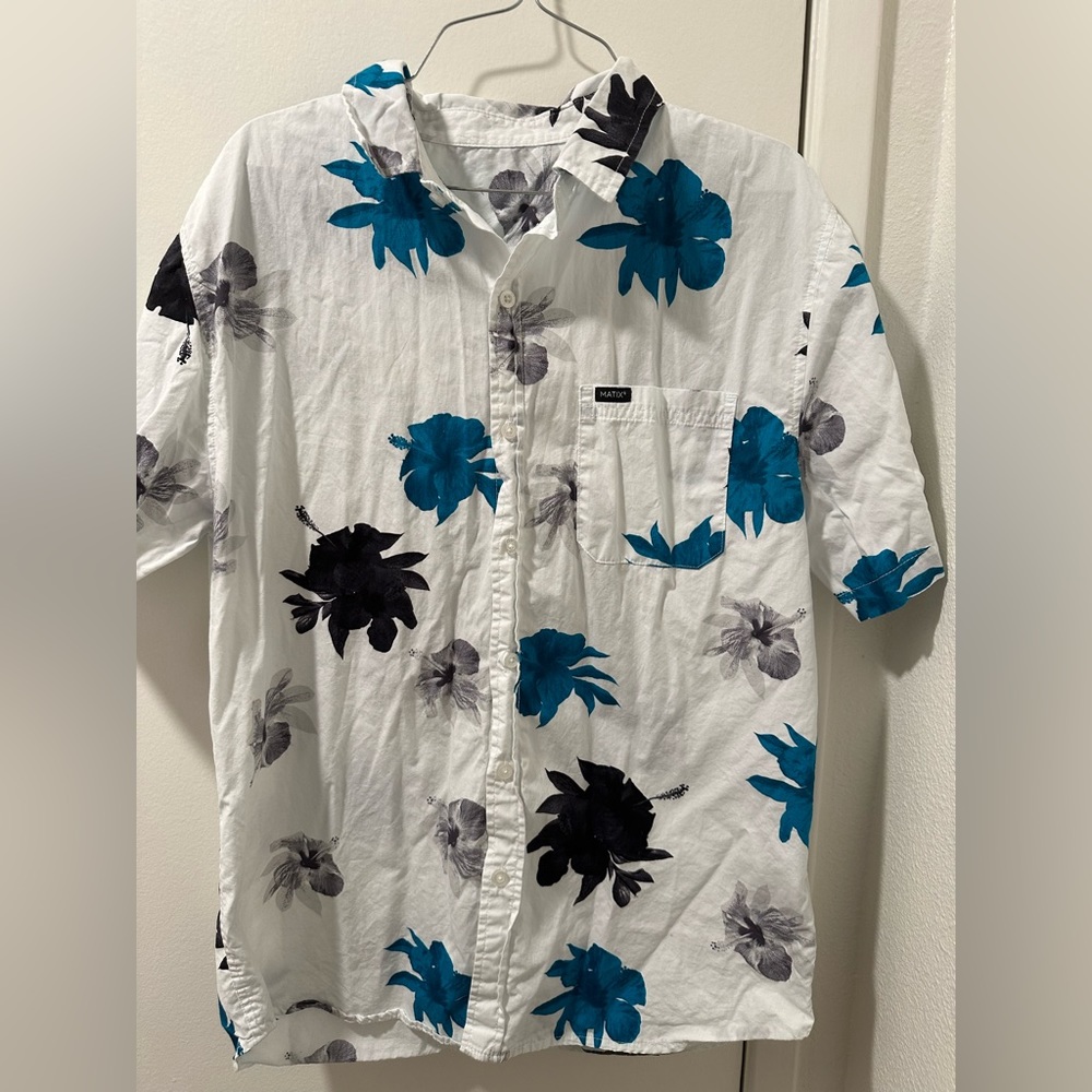 Men’s large floral print button up shirt